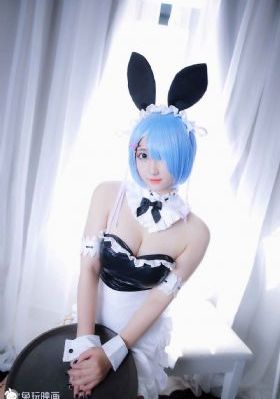 亚洲熟妇无码精品久久疯_高清免费电影观看