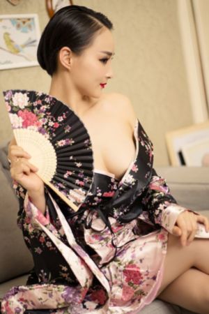 日韩成人在线观看视频_超清在线播放观看
